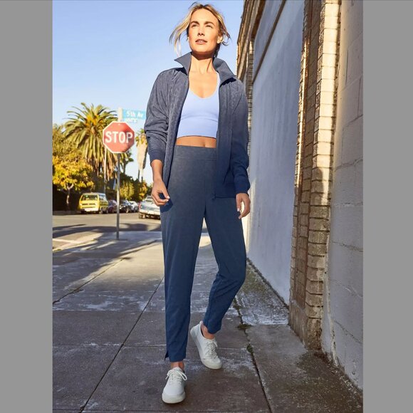 Athleta Brooklyn Textured Bomber Jacket NWOT - Picture 4 of 15